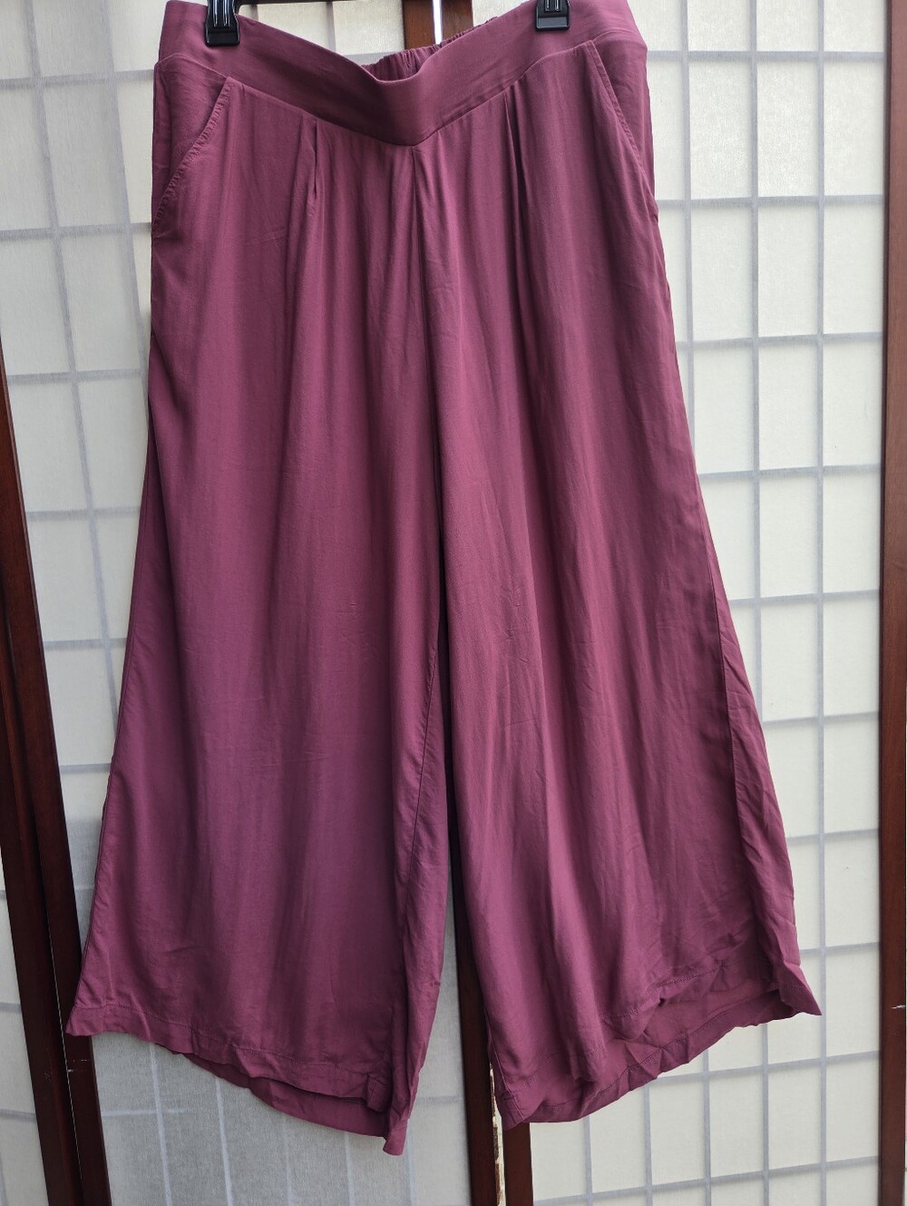 Torrid Berry Plum Wide Leg Gauze Culottes Pants 1S Boho Cottagecore Flowy Pocket